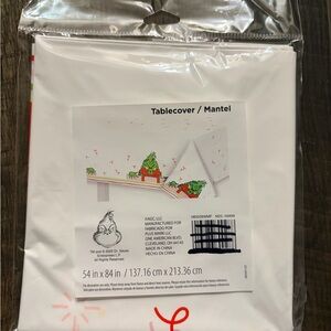 White Tablecover with Grinch Design